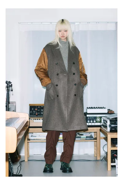 Look 3
